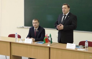 В рамках работы Клуба молодого лидера ПолесГУ состоялась диалоговая площадка "Беларусь будущего"