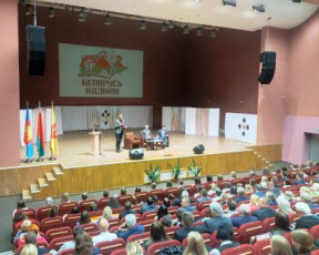 Пинск третьим принял акцию "Беларусь адзіная"