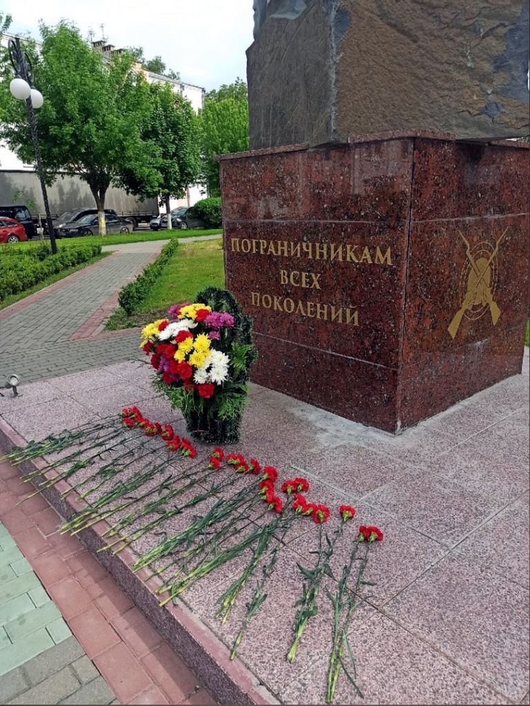 _94o9mKyXB0.jpg _94o9mKyXB0.jpg