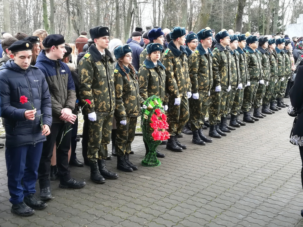 qkI_1YzfqMM.jpg qkI_1YzfqMM.jpg